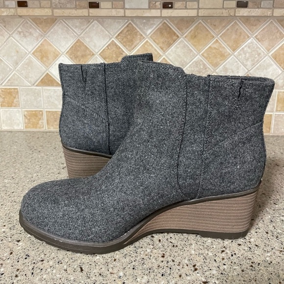 Dr Scholl’s Chloe Wedge Bootie in Charcoal Gray Size 11 - Picture 6 of 9